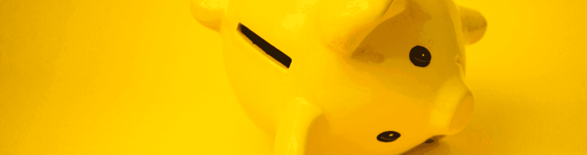 cofre de moedas em formato de porco amarelo 