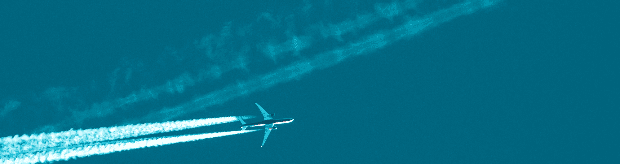 avião contrails