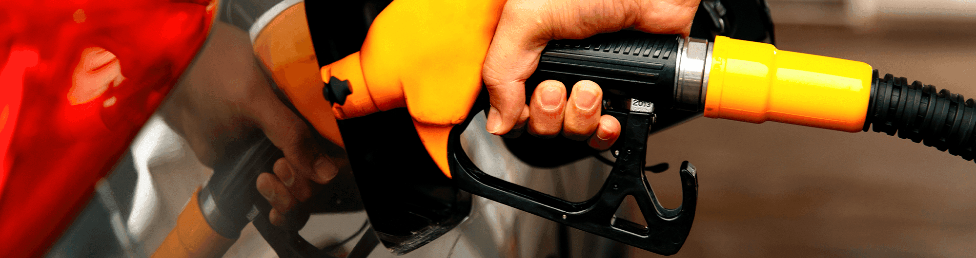 combustível petróleo abastecimento de veículo